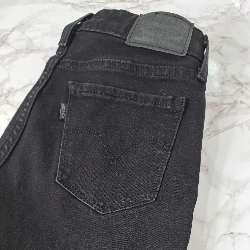 Levi's Black 711 Mid-Rise 4-Way Stretch Skinny Jeans Size 25R